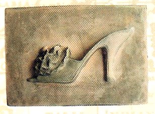 SH112 Mae West Slipper 5x7 in..jpg