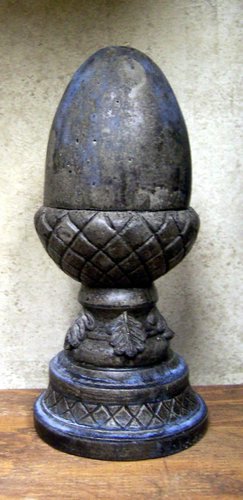 Y5220 Finial 10.5 in.H x5.JPG