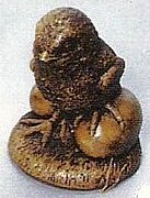 AL71 Chick on Egg 4.5in..JPG