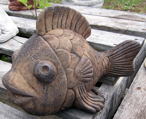 M092 Stone Fish 9 in. H.JPG