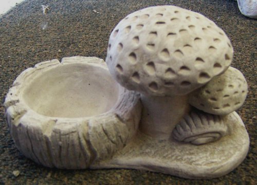 WP 34 Mushroom Pot 8 in wide.JPG